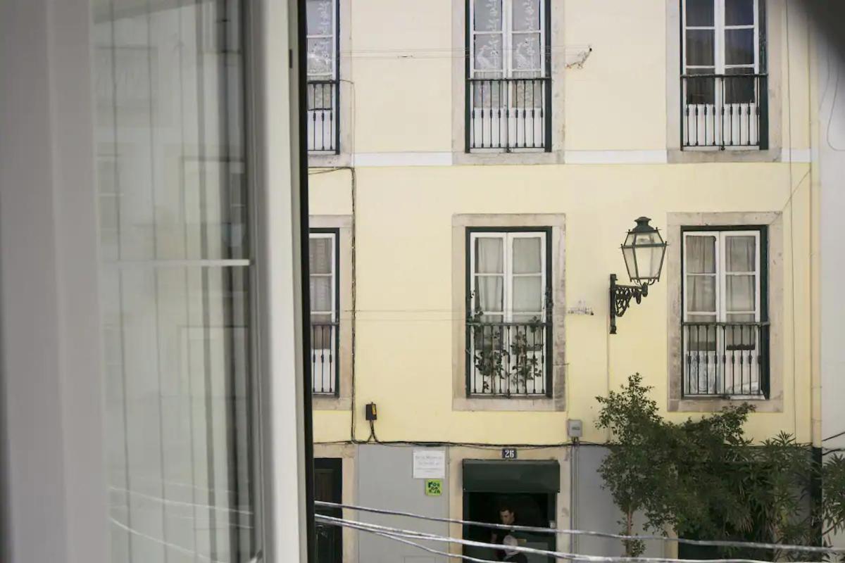 Central Mezzanine Studio Apartment Lisbon Exterior photo