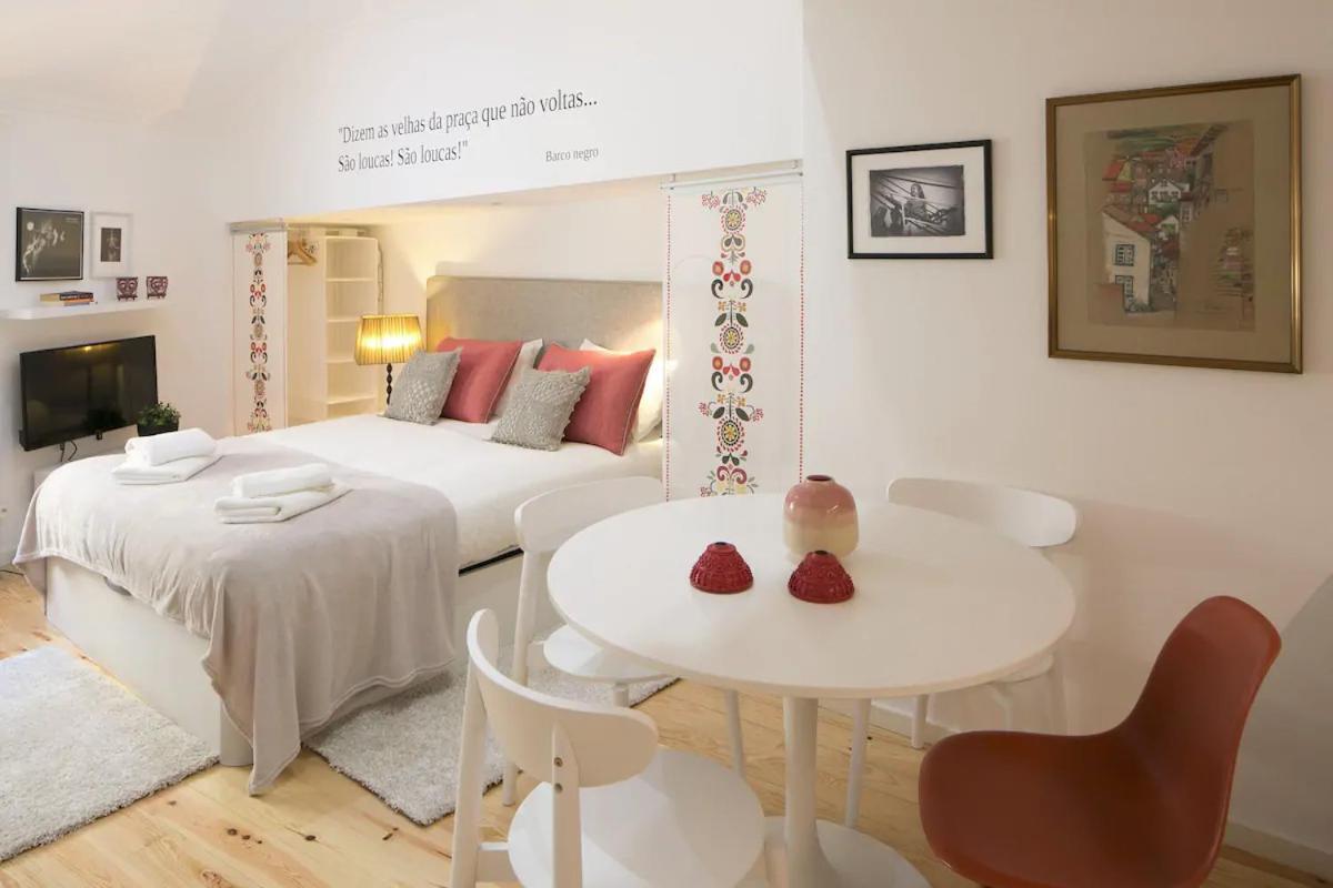 Central Mezzanine Studio Apartment Lisbon Exterior photo
